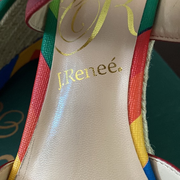 J.Renee espadrilles in fun summer colors!  Ladies size 7 M. - Picture 4 of 7